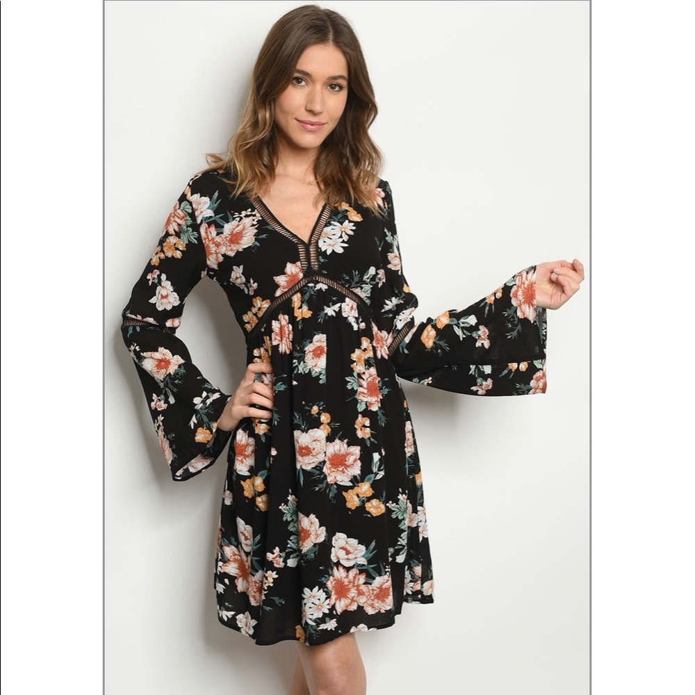 🌼Black Floral Dress